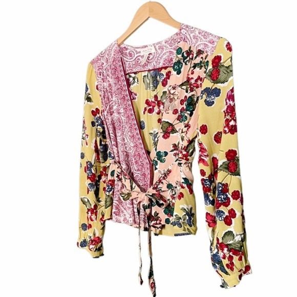 ANTHROPOLOGIE Floral Patchwork Wrap Blouse by MEADOW RUE - Picture 7 of 16